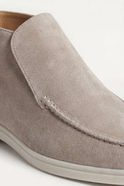 catalog-src:00b975d333f8 Capri High Top Loafer Taupe
