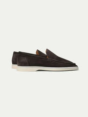 catalog-src:98139ebe6594 Classic Suède Loafer Brown