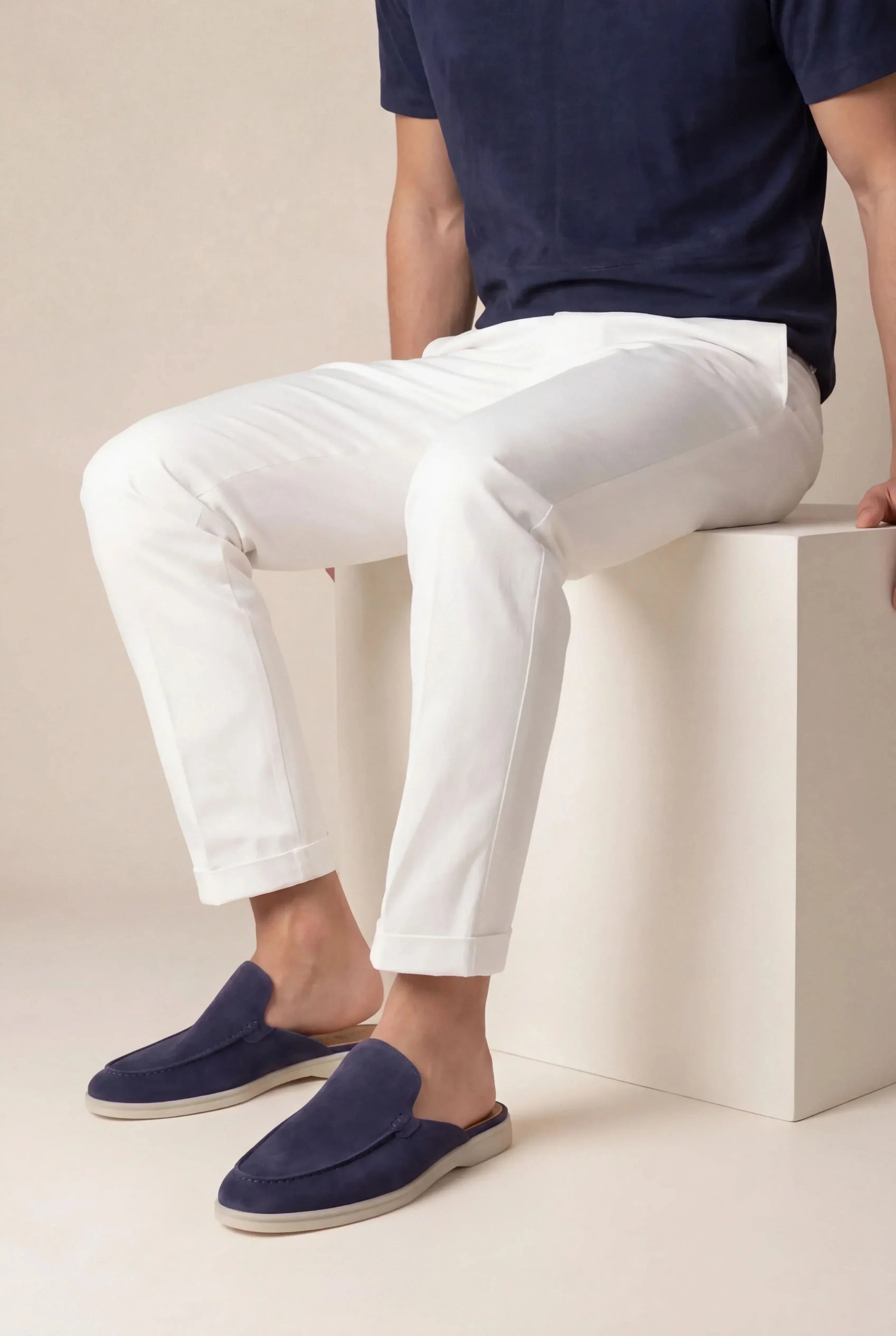 catalog-src:9e06d1641661 Navy Suède Yacht Mule