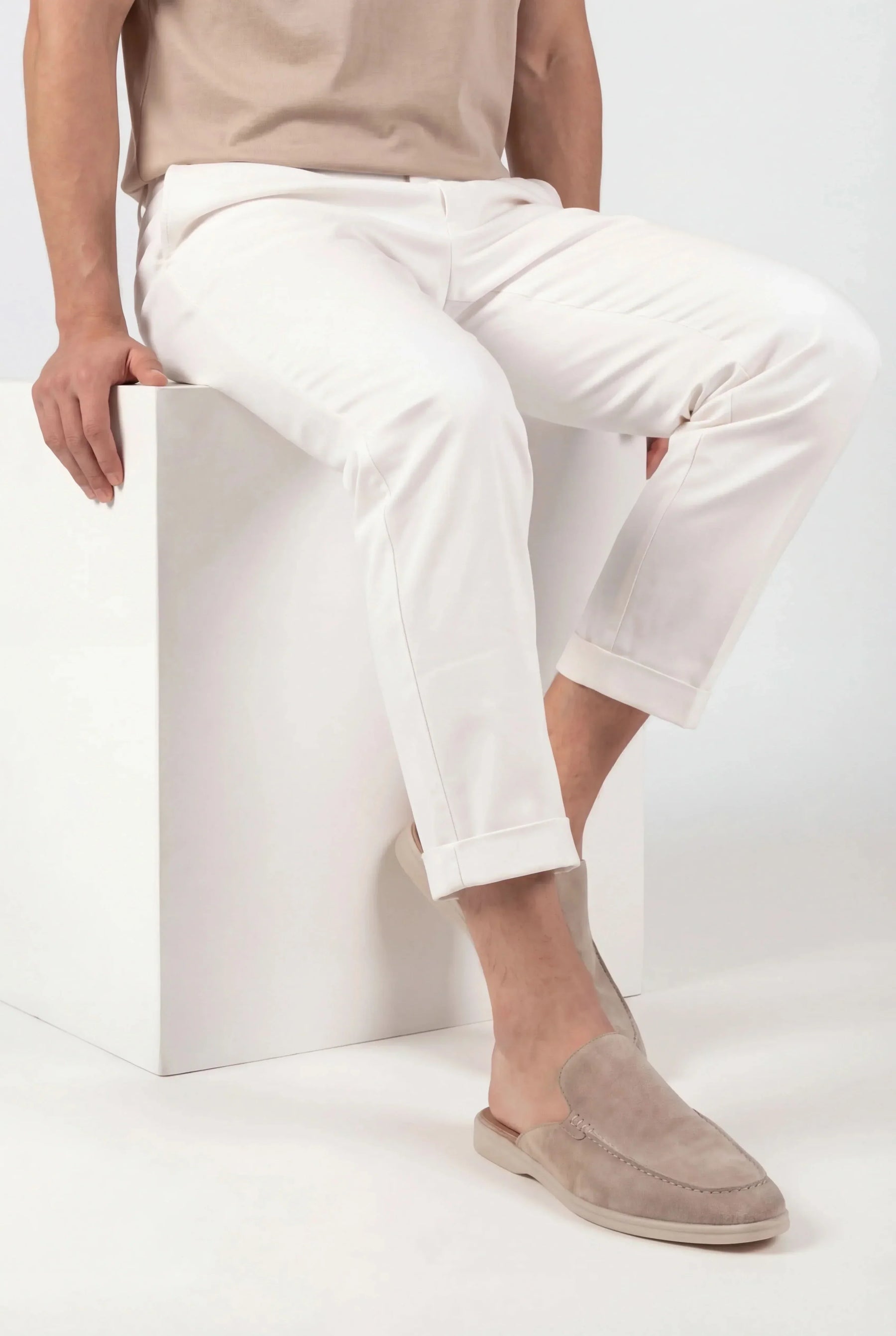 catalog-src:9394752f8691 Beige Suède Yacht Mule