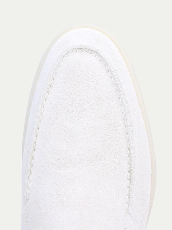 catalog-src:72e23f1fe251 Classic Suède Loafer Pearl White