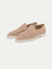catalog-src:3dcf8aa9200e Classic Suède Loafer Beige