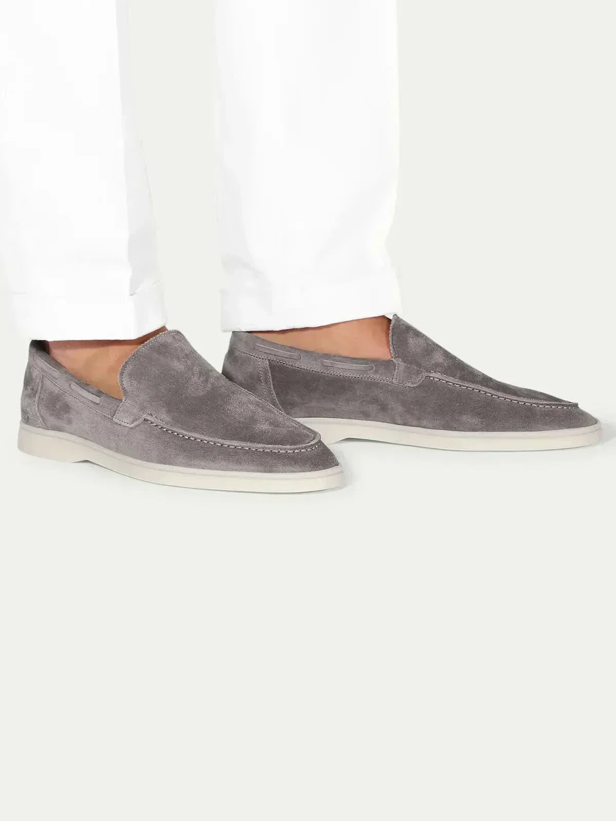 catalog-src:8b484a0500ac Classic Suède Loafer Grey